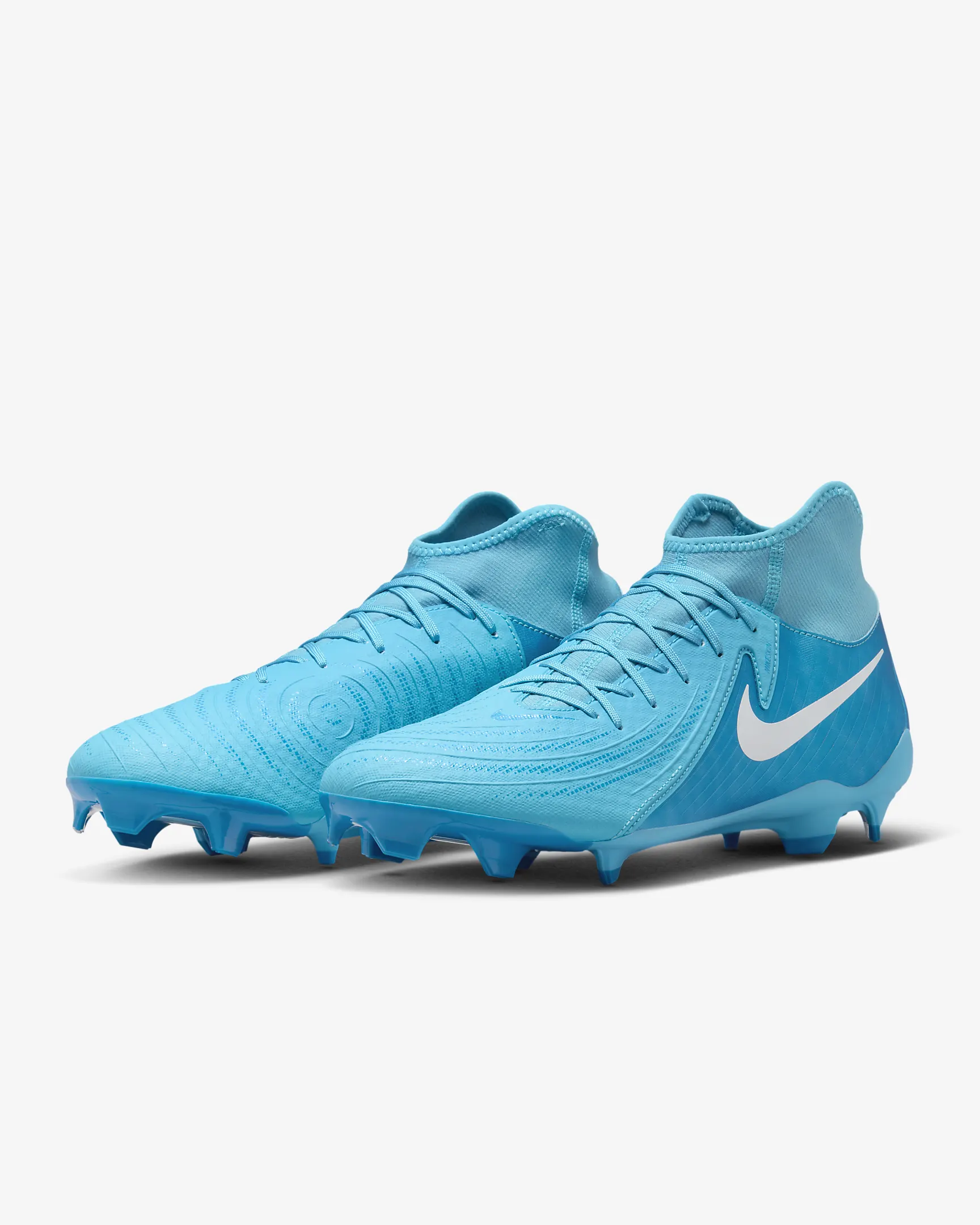 Nike Phantom Luna 2 Academy MG High-Top Soccer Cleats